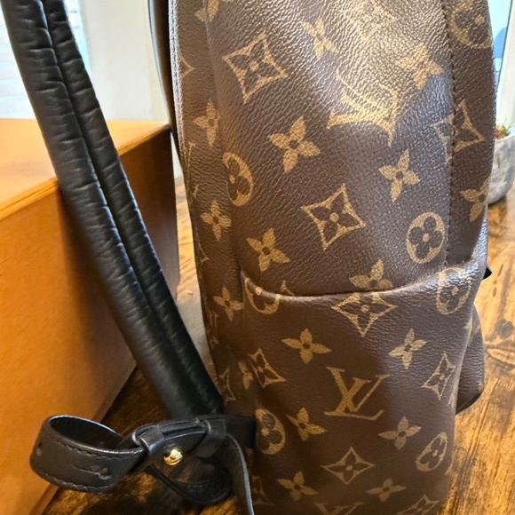 Palm Springs Louis Vuitton backpack mm - Picture 4 of 13